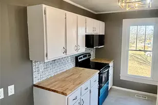 2733 Coldwater St, Connelly Springs, NC 28612 - Photo 8