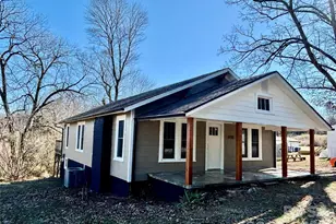 2733 Coldwater St, Connelly Springs, NC 28612 - Photo 2