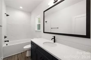 4257 Acorn St, Charlotte, NC 28205 - Photo 16