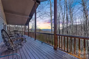 831 Forest Run Rd, Whittier, NC 28789 - Photo 2