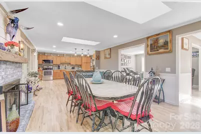 308 London Road, Hendersonville, NC 28739 - Photo 8