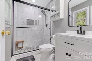 308 London Rd, Hendersonville, NC 28739 - Photo 18