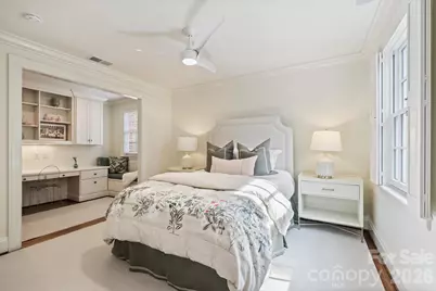 1555 Queens Road W, Charlotte, NC 28207 - Photo 32