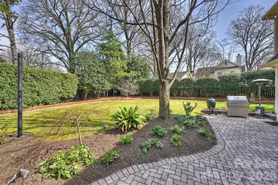 1555 Queens Road W, Charlotte, NC 28207 - Photo 48