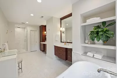 1555 Queens Road W, Charlotte, NC 28207 - Photo 24