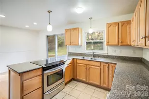 52 Broad St, Waynesville, NC 28786 - Photo 8