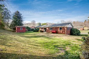 52 Broad St, Waynesville, NC 28786 - Photo 22