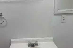 544 N Center St, Statesville, NC 28677 - Photo 4