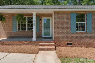 702 Selma Burke Ln, Matthews, NC 28105 - Photo 2