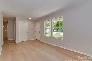 702 Selma Burke Ln, Matthews, NC 28105 - Photo 4