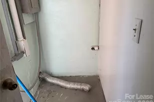 544 N Center St, Statesville, NC 28677 - Photo 14