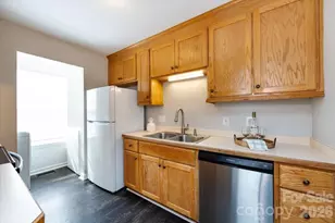 804 Caldwell St, Belmont, NC 28012 - Photo 18