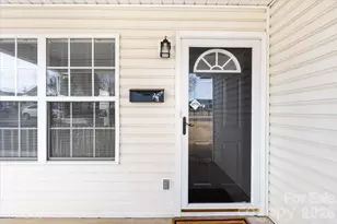 804 Caldwell St, Belmont, NC 28012 - Photo 6