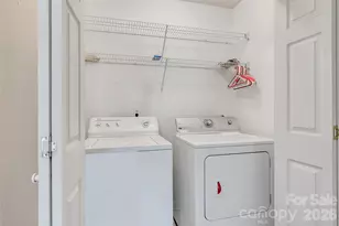 9607 Foggy Meadow Rd, Charlotte, NC 28269 - Photo 10