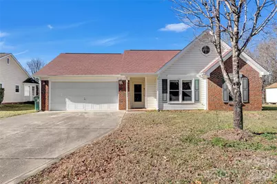 9607 Foggy Meadow Road, Charlotte, NC 28269 - Photo 2