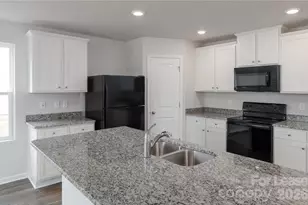 4619 Hazelburn Dr, Greensboro, NC 27405 - Photo 8