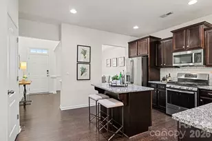 6056 Cloverdale Dr, Tega Cay, SC 29708 - Photo 4