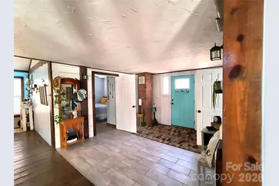 207 3rd Avenue NW, Conover, NC 28613 - Photo 8