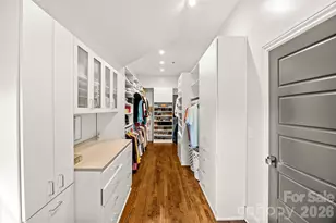 1935 Queens Rd W, Charlotte, NC 28207 - Photo 34