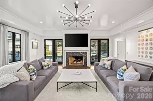 1935 Queens Rd W, Charlotte, NC 28207 - Photo 24