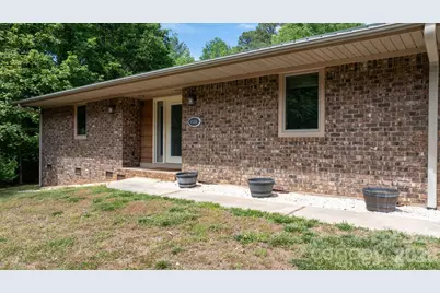 4586 Charlotte Street, Conover, NC 28613 - Photo 2