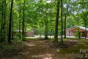 4586 Charlotte St, Conover, NC 28613 - Photo 10