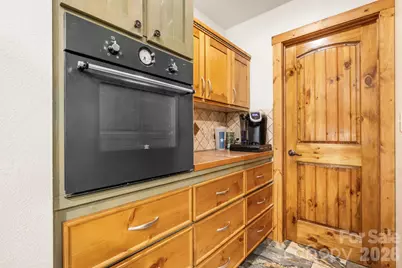 4586 Charlotte Street, Conover, NC 28613 - Photo 14