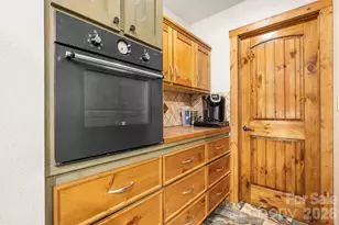 4586 Charlotte St, Conover, NC 28613 - Photo 14
