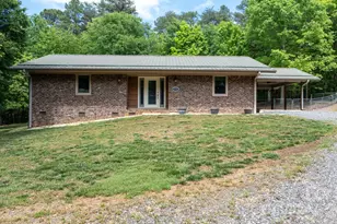 4586 Charlotte St, Conover, NC 28613 - Photo 4