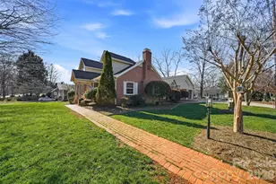 1002 S Brady Ave, Newton, NC 28658 - Photo 36