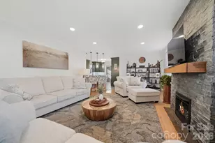 1002 S Brady Ave, Newton, NC 28658 - Photo 14