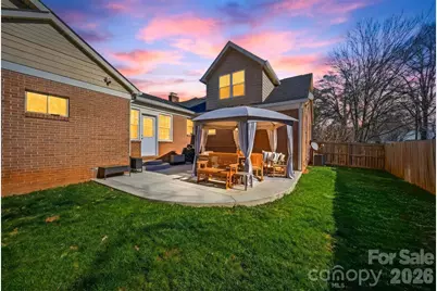 1002 S Brady Avenue, Newton, NC 28658 - Photo 34