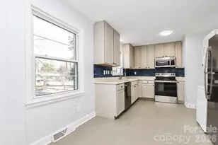 1520/1522 Woodhill Ln, Charlotte, NC 28205 - Photo 8