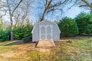 27 Circle Dr, Belmont, NC 28012 - Photo 32