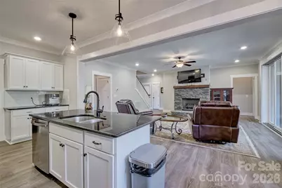 398 Kingsburry Road, Clover, SC 29710 - Photo 10