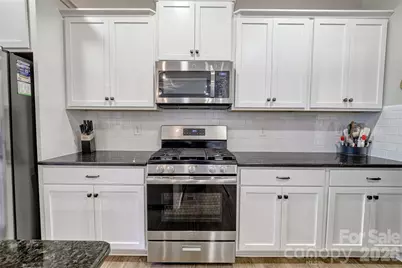 398 Kingsburry Road, Clover, SC 29710 - Photo 12