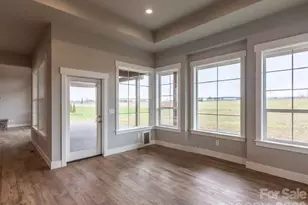 5743 Lake Pointe Dr, Granite Falls, NC 28630 - Photo 14