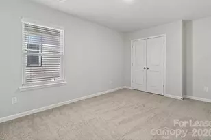 4213 Stoneygreen Ln, Charlotte, NC 28215 - Photo 10