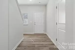 4213 Stoneygreen Ln, Charlotte, NC 28215 - Photo 8