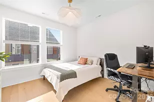 5044 York Park Ln, Charlotte, NC 28217 - Photo 10