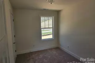 224 Slade Ln, Black Mountain, NC 28711 - Photo 6