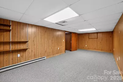 212 N Pine Lake Drive, Spartanburg, SC 29301 - Photo 26