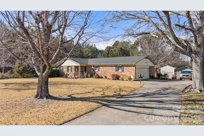140 Patrick Road, Gastonia, NC 28056 - Photo 2