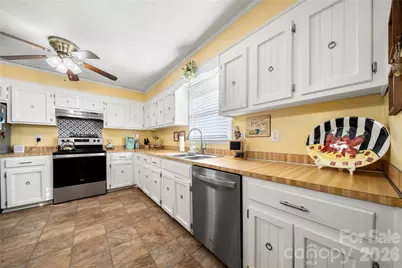 140 Patrick Road, Gastonia, NC 28056 - Photo 10