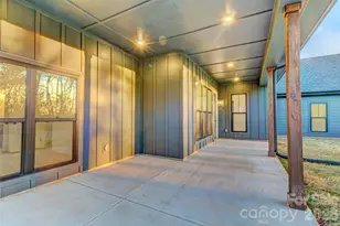 318 Harbor View Dr, Cherryville, NC 28021 - Photo 32