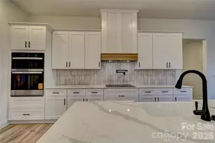 318 Harbor View Dr, Cherryville, NC 28021 - Photo 10