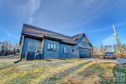 318 Harbor View Drive #45, Cherryville, NC 28021 - Photo 34