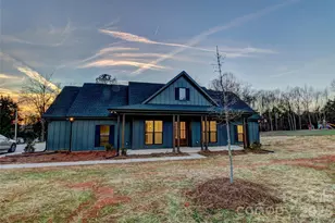 318 Harbor View Dr, Cherryville, NC 28021 - Photo 40