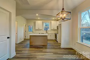 614 S Styers St, Cherryville, NC 28021 - Photo 8