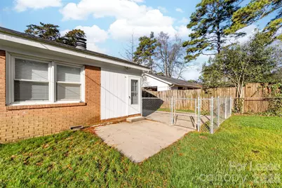 4005 Abbeydale Drive, Charlotte, NC 28205 - Photo 14